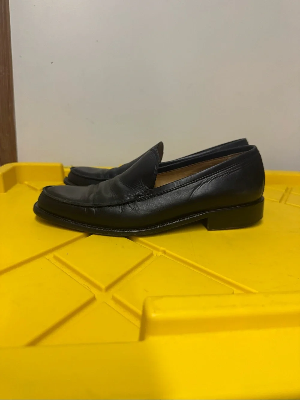 John Varvatos Men’s 8.5 Black Leather Loafers Made in Italy Dress Shoes